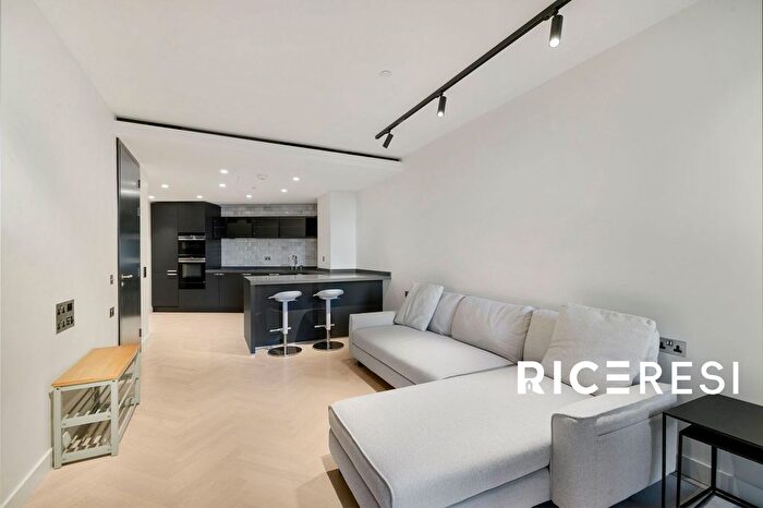 1 Bedroom Flat To Rent In One Crown Place, Sun Street, London, EC2A