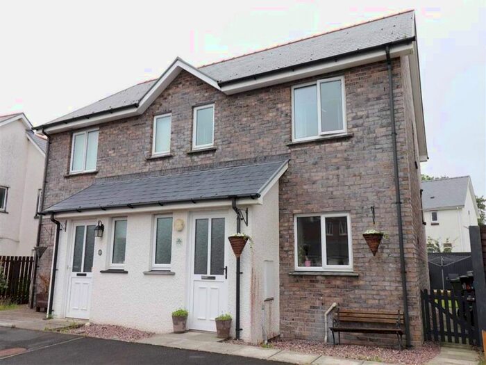 3 Bedroom Property To Rent In Dolhelyg, Penrhyn-Coch, Aberystwyth, SY23