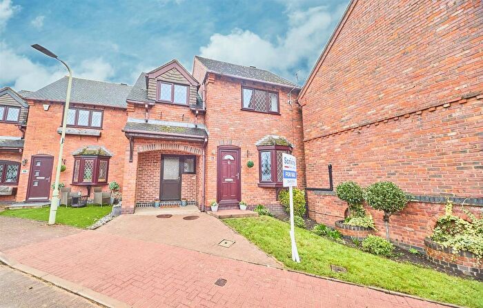 2 Bedroom Detached House For Sale In Windsor Court, Burbage, Hinckley, LE10
