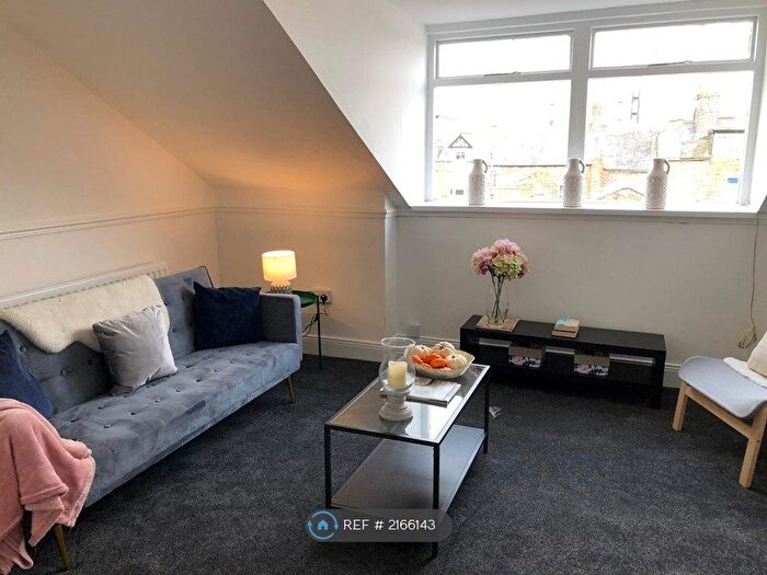 2 Bedroom Flat To Rent In Argyle Square, Sunderland, SR2