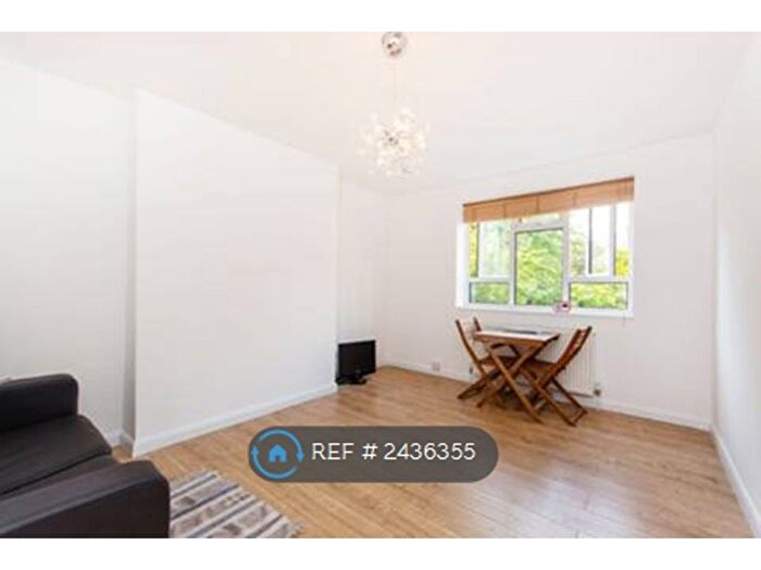 1 Bedroom Flat To Rent In Melbourne Grove, London, SE22