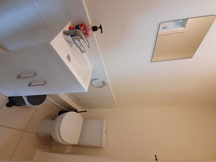 2 Bedroom Flat To Rent In Daniel Hill Mews, Sheffield, S6