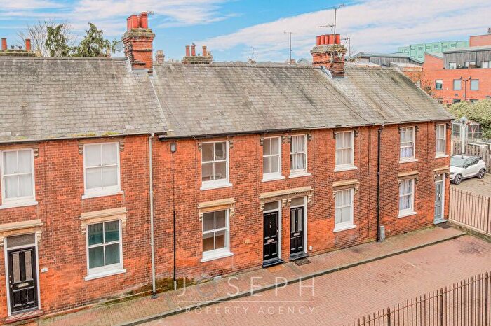 3 Bedroom Terraced House For Sale In Felaw Street, Ipswich, IP2