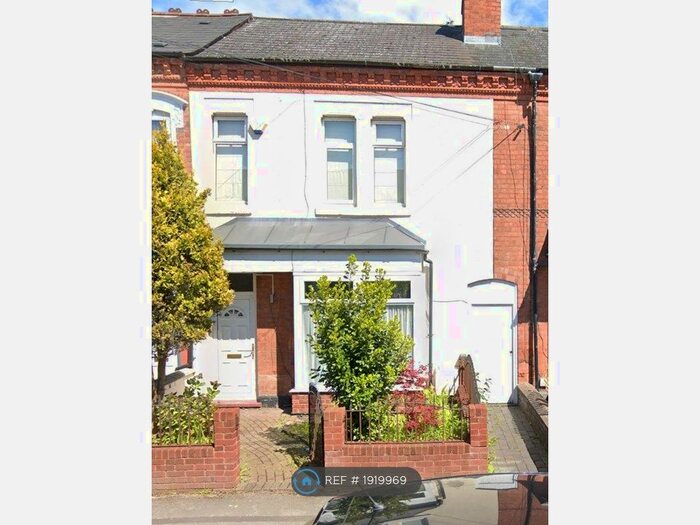 3 Bedroom Terraced House To Rent In Lightwoods Road, Smethwick, B67