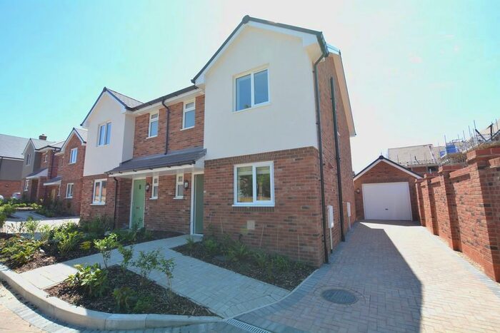 3 Bedroom Semi-Detached House To Rent In Parlour Way, Verwood, BH31