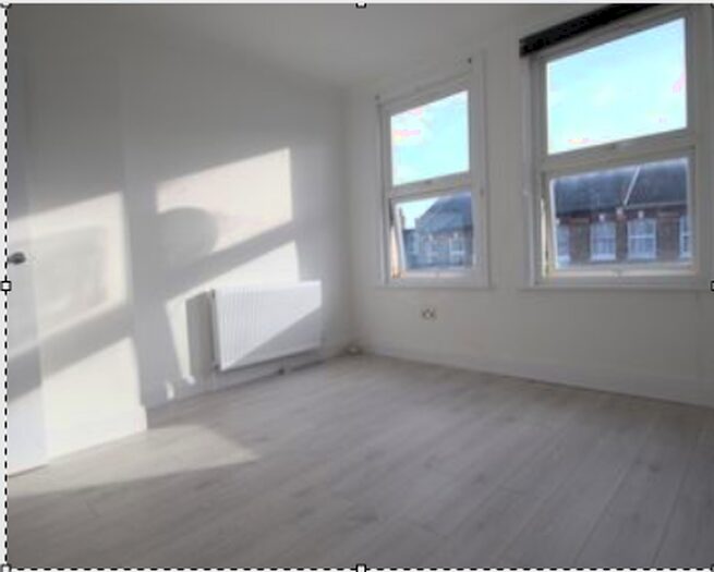 Studio To Rent In Cornwall Road, London, N4