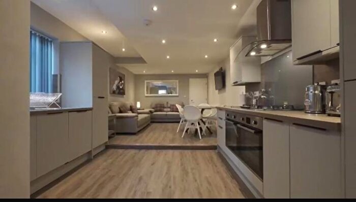 6 Bedroom Property To Rent In Umberslade Road, Selly Oak, B29