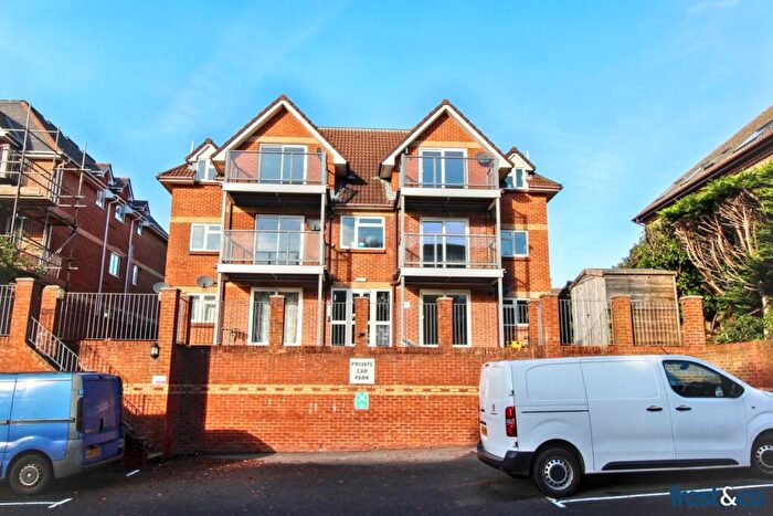 2 Bedroom Apartment To Rent In Belle Vue Road, Lower Parkstone, Poole, BH14
