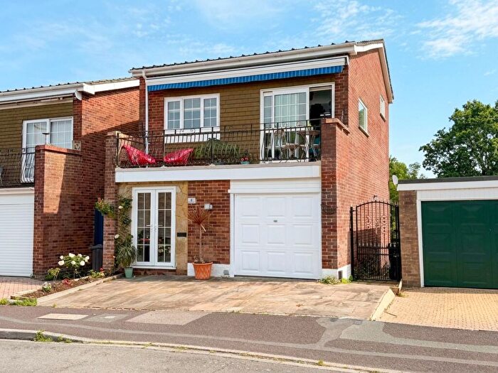 3 Bedroom Detached House For Sale In Mount House Close, Hythe, SO45