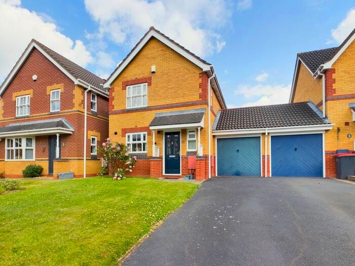 Houses for sale & to rent in TF2 6LN, Lincoln Road, St Telford