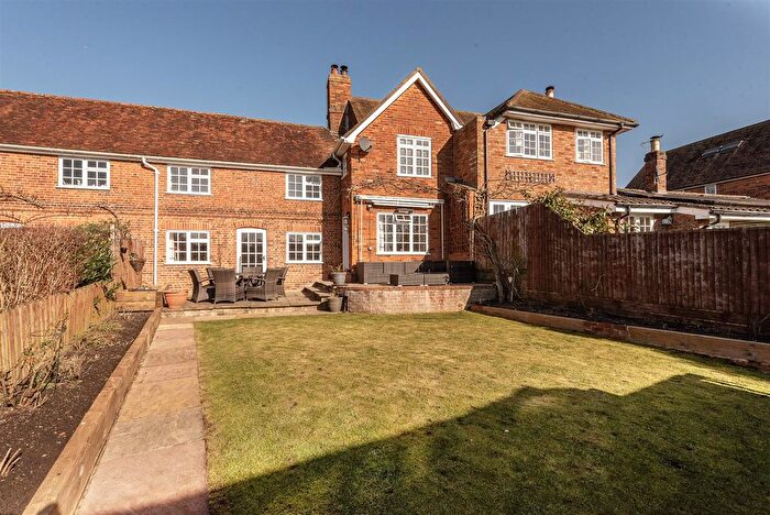 4 Bedroom Terraced House For Sale In Church Lane, Kimpton, Hitchin, SG4
