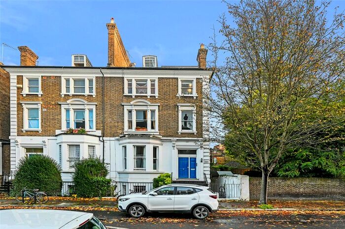 2 Bedroom Flat To Rent In Girdlers Road, Brook Green, London, W14