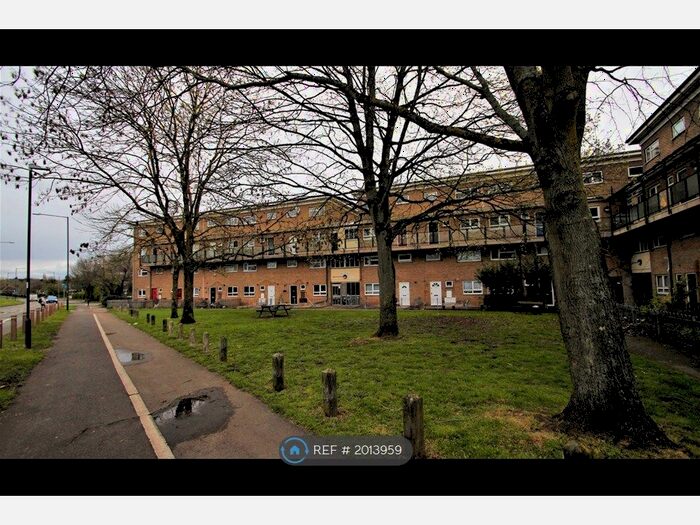 3 Bedroom Maisonette To Rent In Fallow Hill, Leamington Spa, CV31