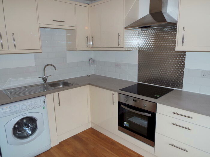 1 Bedroom Flat To Rent In Cranwell Court, Histon Road, CB4