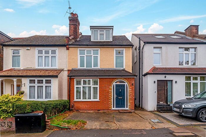 4 Bedroom Semi-Detached House For Sale In Fairfield Road, Bromley, BR1
