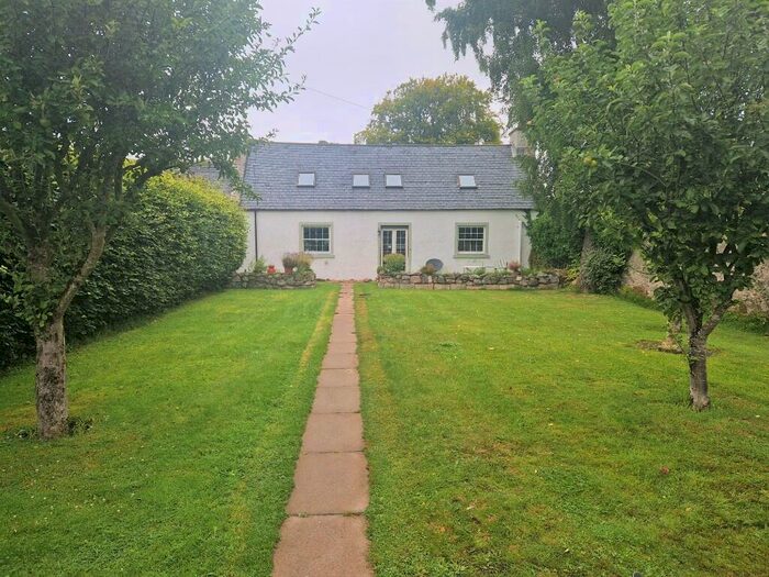 3 Bedroom Detached House For Sale In Bampton Cottage, Main Road, Dyke