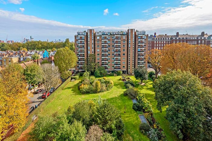 3 Bedroom Flat For Sale In Napier Court, Ranelagh Gardens, London, SW6