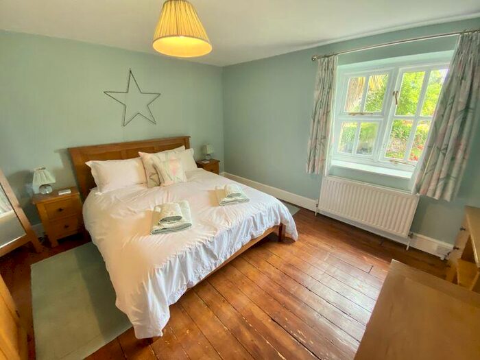 2 Bedroom Cottage For Sale In Crogg Lane, Uplyme, DT7