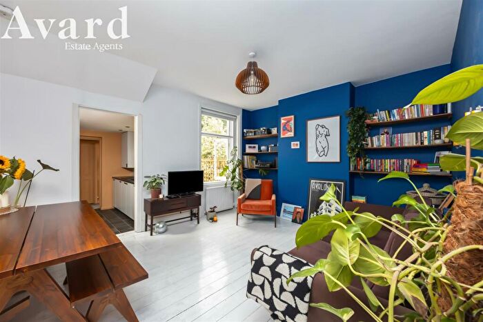 1 Bedroom Flat For Sale In Dyke Road Drive, Brighton, BN1