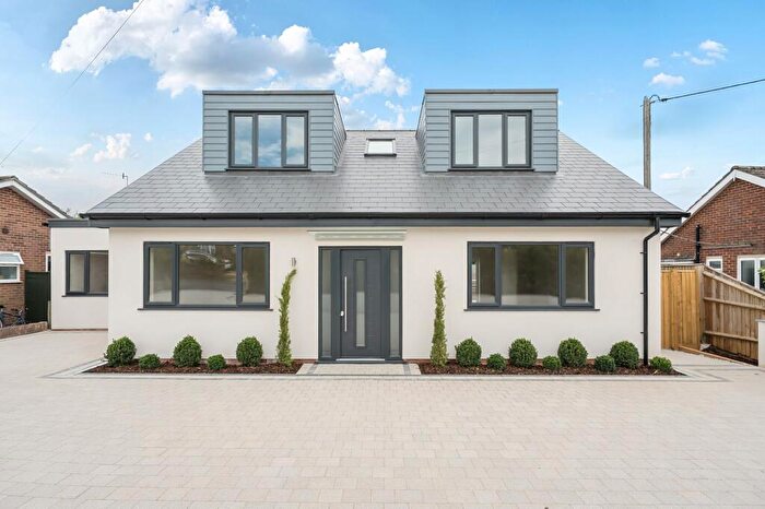 4 Bedroom Detached Bungalow For Sale In Old Kennels Lane, Winchester, SO22