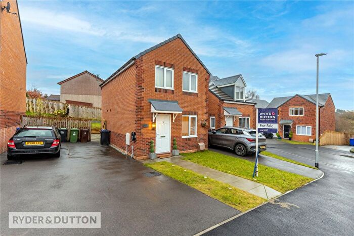 3 Bedroom Semi Detached House For Sale In Finisher Close, Whitworth, Rochdale, Lancashire, OL12