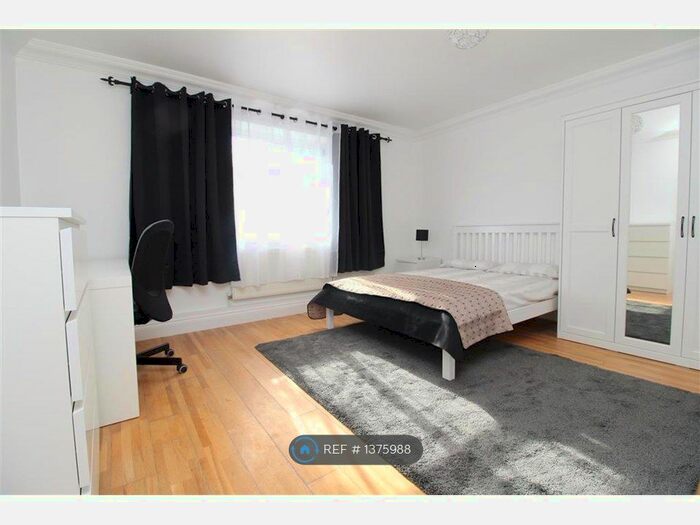 3 Bedroom Flat To Rent In Magnolia Drive, Colchester, CO4