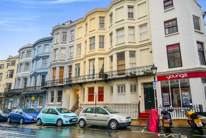 Flat To Rent In Charlotte Street, Brighton, BN2