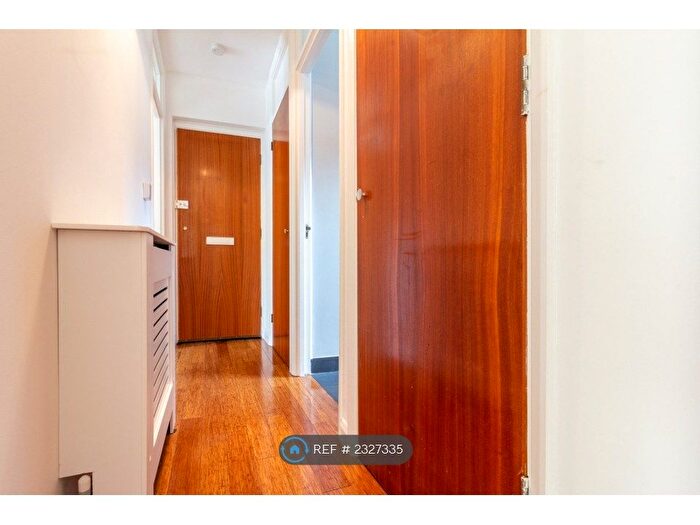 1 Bedroom Flat To Rent In Ferris Road, London, SE22