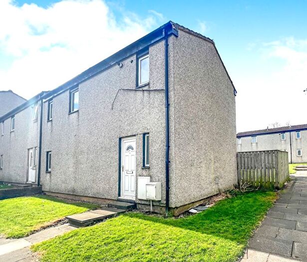 3 Bedroom End Terrace House For Sale In Whernside Walk, Ryton, NE40