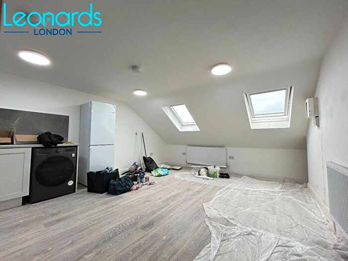 1 Bedroom Flat To Rent In Robinson Road, London, SW17