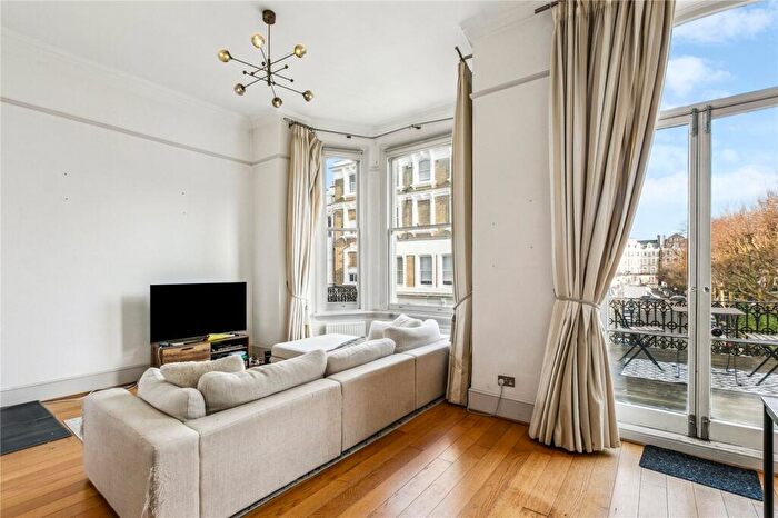 2 Bedroom Apartment To Rent In Redcliffe Square, London, SW10