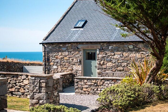 3 Bedroom Cottage For Sale In Natures Point, Pistyll, Pwllheli, LL53