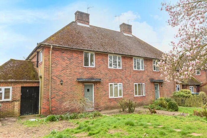 1 Bedroom Flat To Rent In Mayes Lane Warnham, RH12