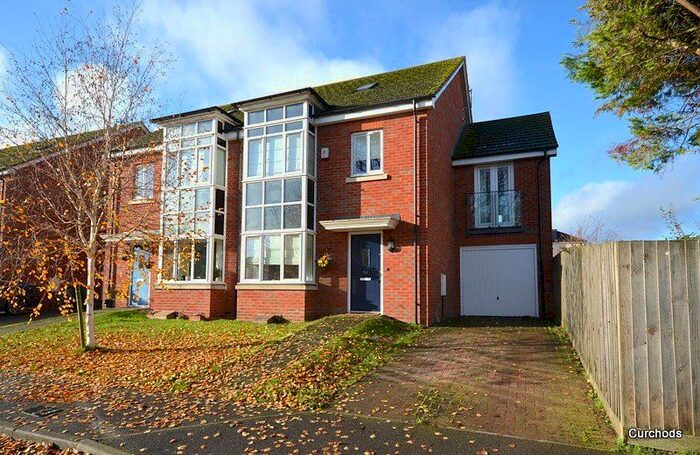 4 Bedroom Detached House To Rent In Catlin Crescent, Shepperton, TW17