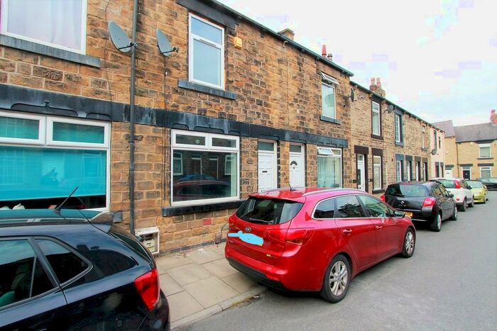 3 Bedroom Terraced House To Rent In Leopold Street, Barnsley., S70