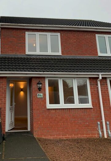 2 Bedroom Semi-Detached House To Rent In Wildmoor Lane, Catshill, Bromsgrove, Worcestershire, B61