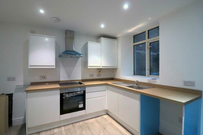 4 Bedroom Terraced House To Rent In Pantygog, Bridgend, CF32