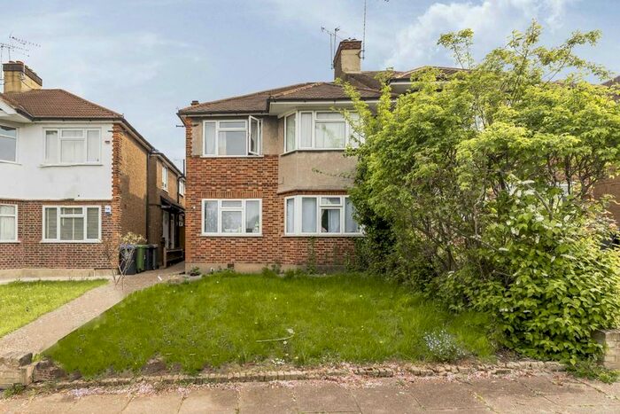 2 Bedroom Flat To Rent In Bryan Avenue, London, NW10