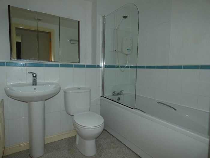 2 Bedroom Apartment To Rent In Fount Court, Market Harborough, Leicestershire, LE16