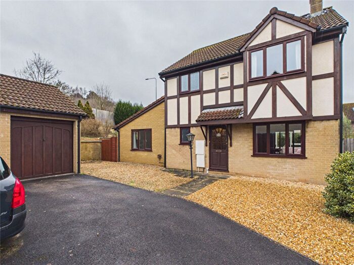 4 Bedroom Detached House For Sale In Palmers Close, Barrs Court, Bristol, BS30