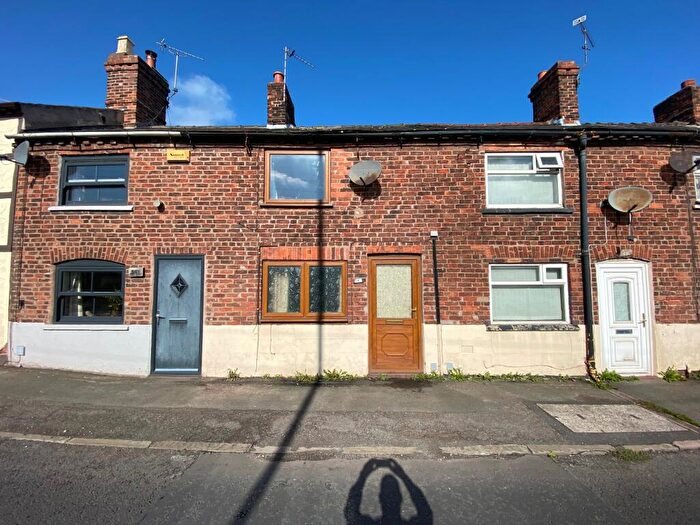 1 Bedroom Terraced House For Sale In Crewe Road, Sandbach, CW11