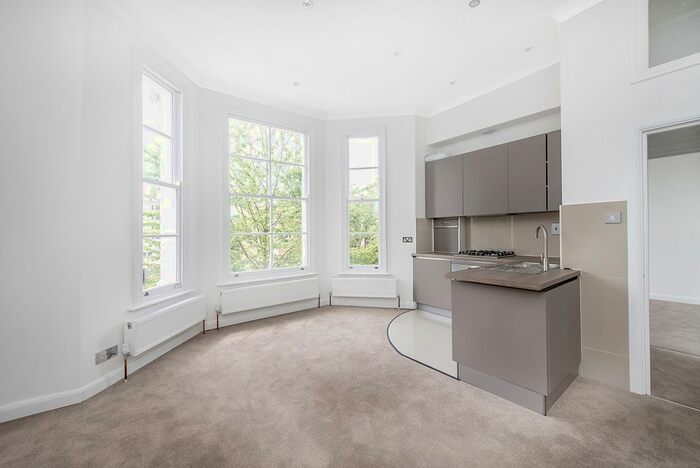 1 Bedroom Flat To Rent In Russell Road, London, W14