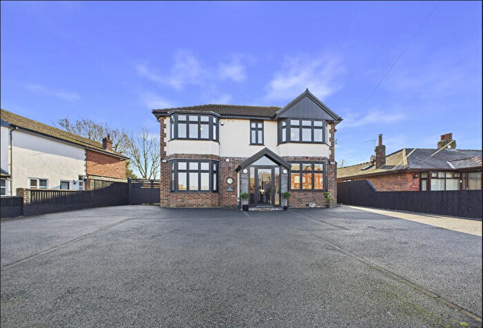 5 Bedroom Detached House For Sale In Hoyles Lane, Cottam, PR4