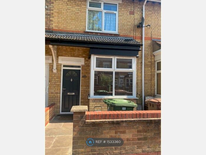 3 Bedroom Semi-Detached House To Rent In Belsize Avenue, Peterborough, PE2