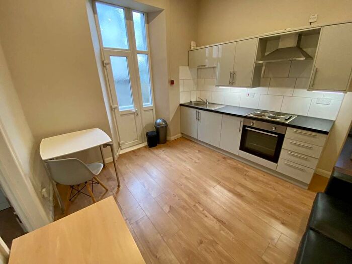 1 Bedroom Flat To Rent In St James Crescent, Uplands, Swansea, SA1