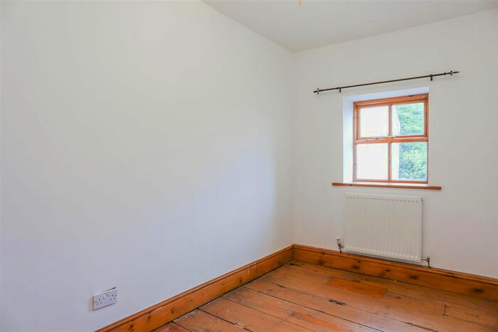 2 Bedroom End Of Terrace House To Rent In Bawdlands, Clitheroe, BB7