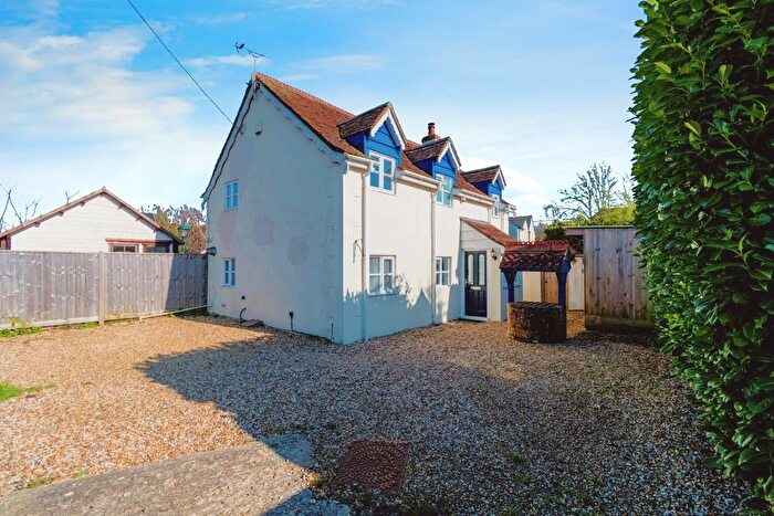 4 Bedroom Detached House For Sale In Romsey Road, Cadnam, Southampton, Hampshire, SO40