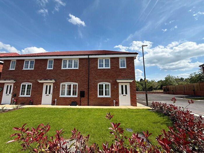 3 Bedroom Terraced House For Sale In Lewsley Drive, Somercotes, Alfreton, DE55