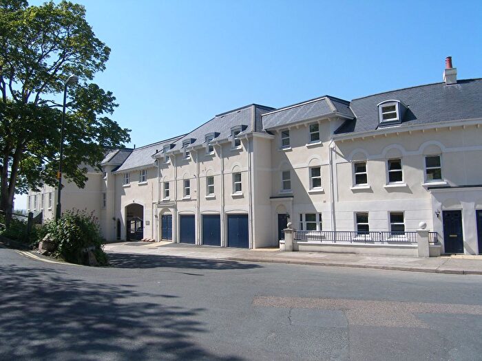 2 Bedroom Flat To Rent In Lisburne Square, Torquay, TQ1