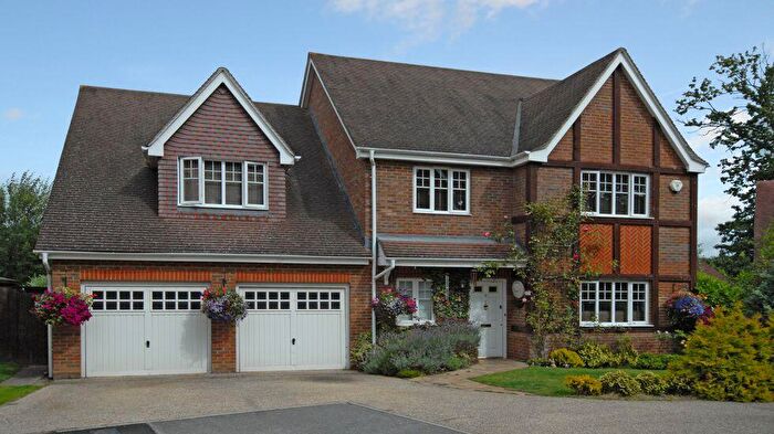 5 Bedroom Detached House To Rent In Heckfield Drive, Fleet, Hampshire, GU51